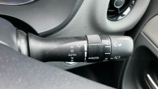 Toyota Yaris 1.5 Hybrid Icon Tech 5dr CVT Hybrid Hatchback